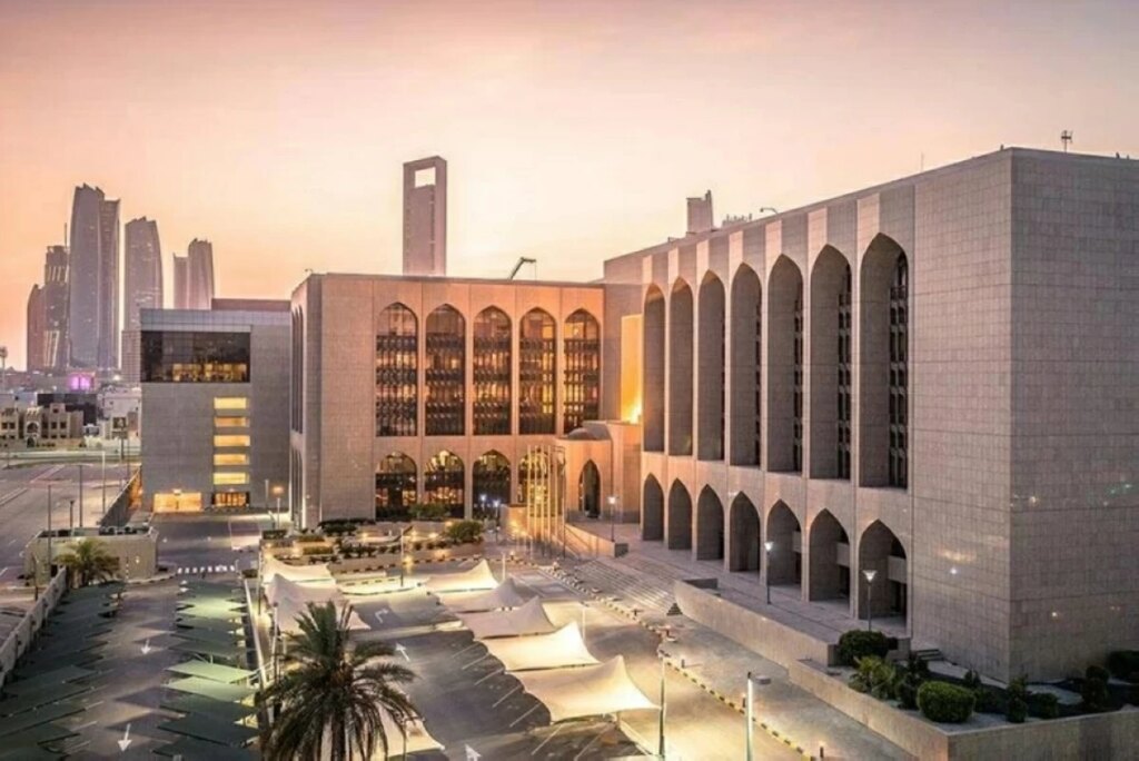 5.6 تريليون درهم أصول البنوك بنهاية يونيو