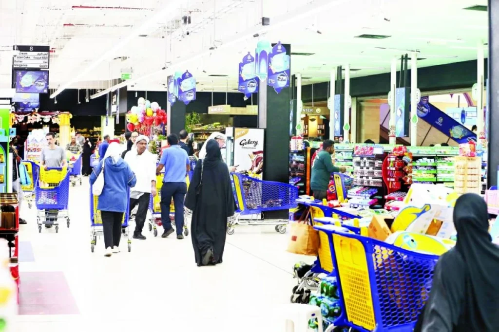 السلع الأساسية تدخل أكتوبر بأسعار قياسية